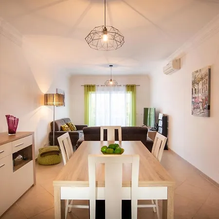 Apartamento Stunning Two Bedroom Fairview Lagos